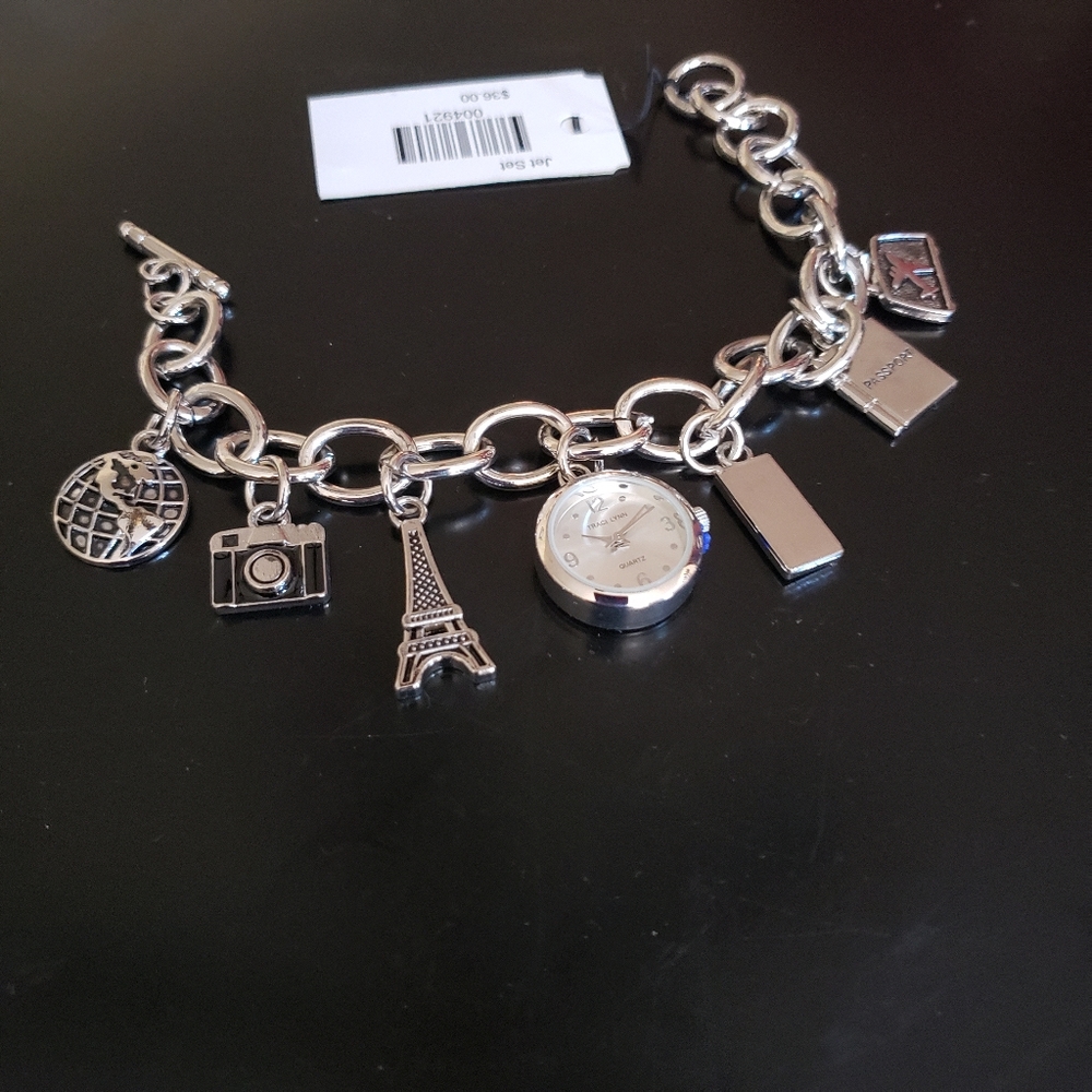 NWT Charm toggle watch